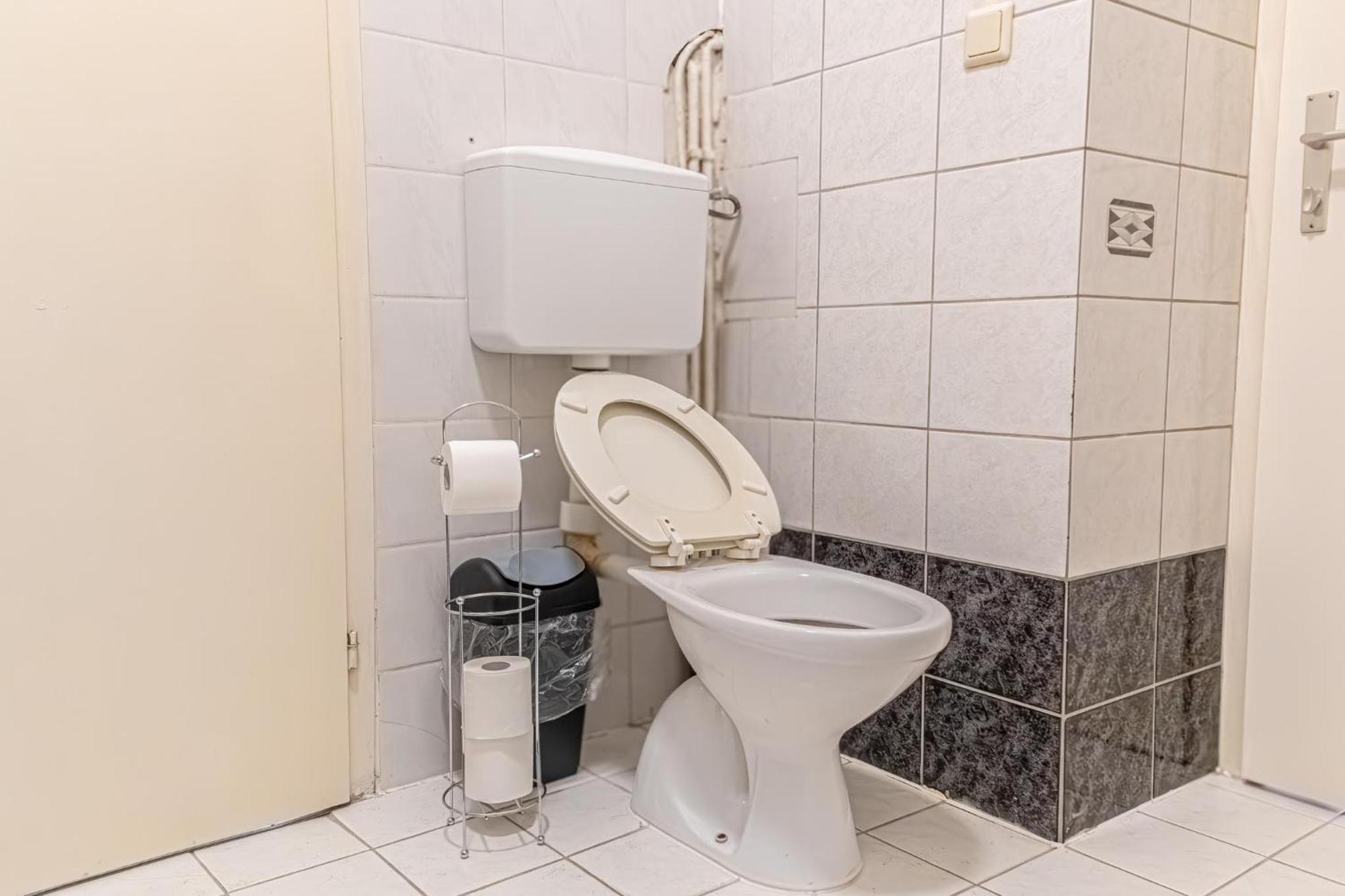 Spacious 2Br Apt -Near Wiener Stadthalle Burggassewiener Well Located Ngoại thất bức ảnh