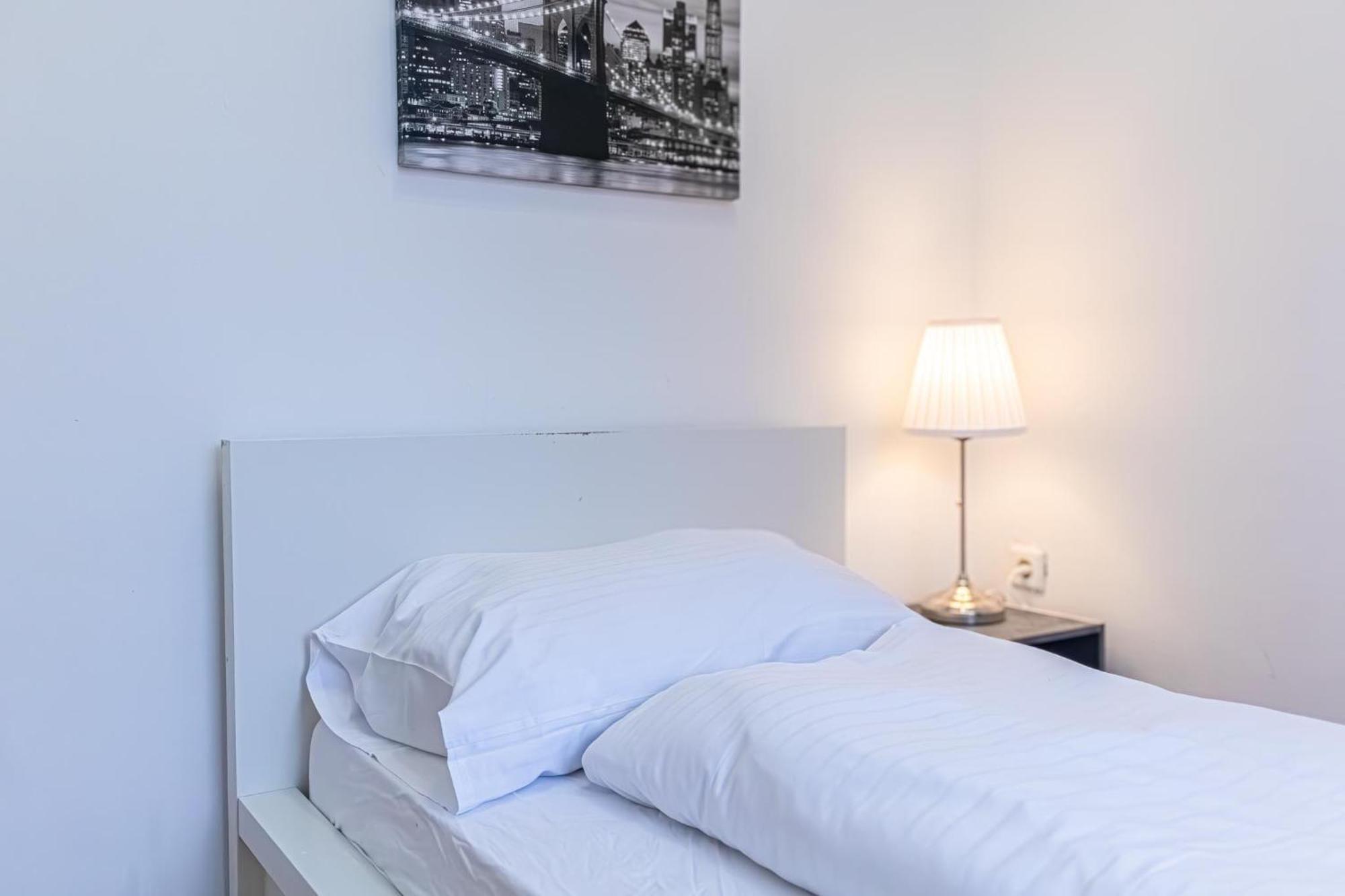 Spacious 2Br Apt -Near Wiener Stadthalle Burggassewiener Well Located Ngoại thất bức ảnh